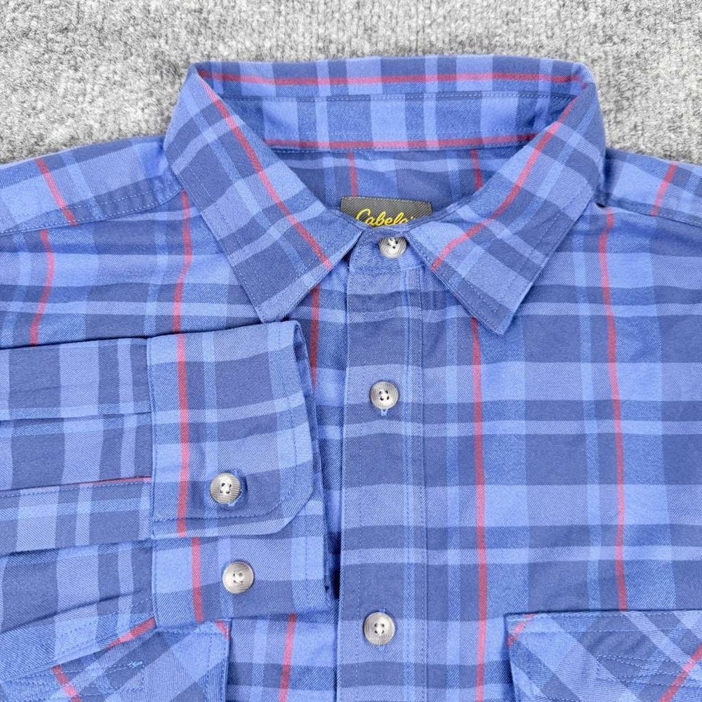 Cabela's Men Button Down Shirt Large Plaid Long Sleeve Blue Red Flannel Vibe EUC